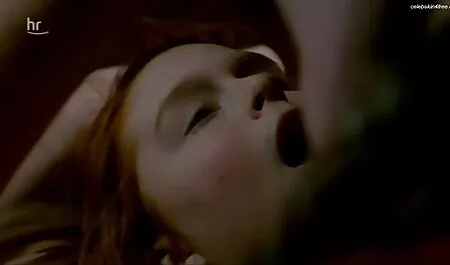 Supermalli, karvaiset pillut jolla on penis.
