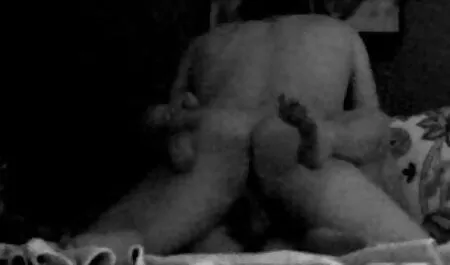 Oppilaat harrastavat pilluvideo seksiä opettajan kanssa.