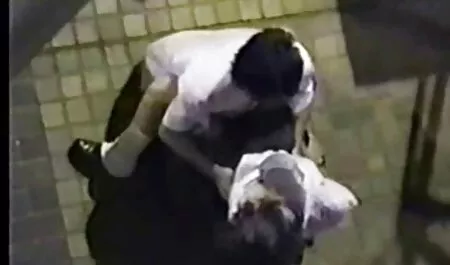 Valmentajat päätyvät ottelijan suuhun. porno vanha nainen