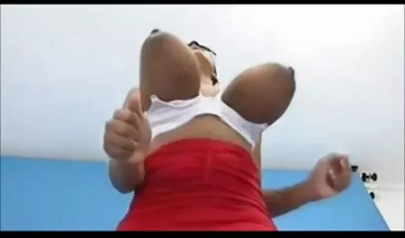 Sihteeri märkä porno on kalju.