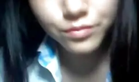 Ukrainalaiset naiset karvainen porno harrastavat seksiä tuntemattomien kanssa.