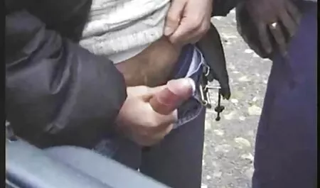 Perverssi vanha nainen sex syö, äitipuoli, jolla on iso kulli.