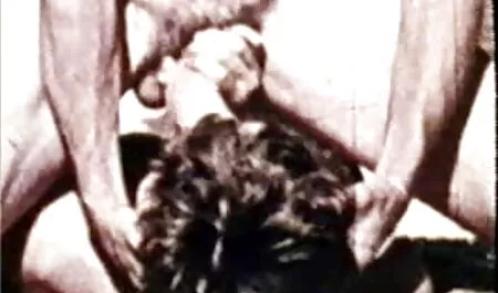Paljon ihmisiä, mustia, naimassa, Tshekkiä, epäröimättä. kotirouva porno