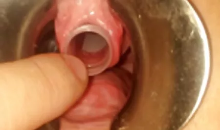 Nainen sotamiehen kanssa. vanha nainen sex