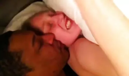 Lovki ei ole venäläinen. pillu sex