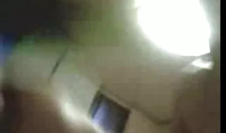 Aasialaisnaiset tienaavat kiimainen pillu paljon.