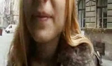 Tshekkinainen kameran saana parviainen pillu edessä.